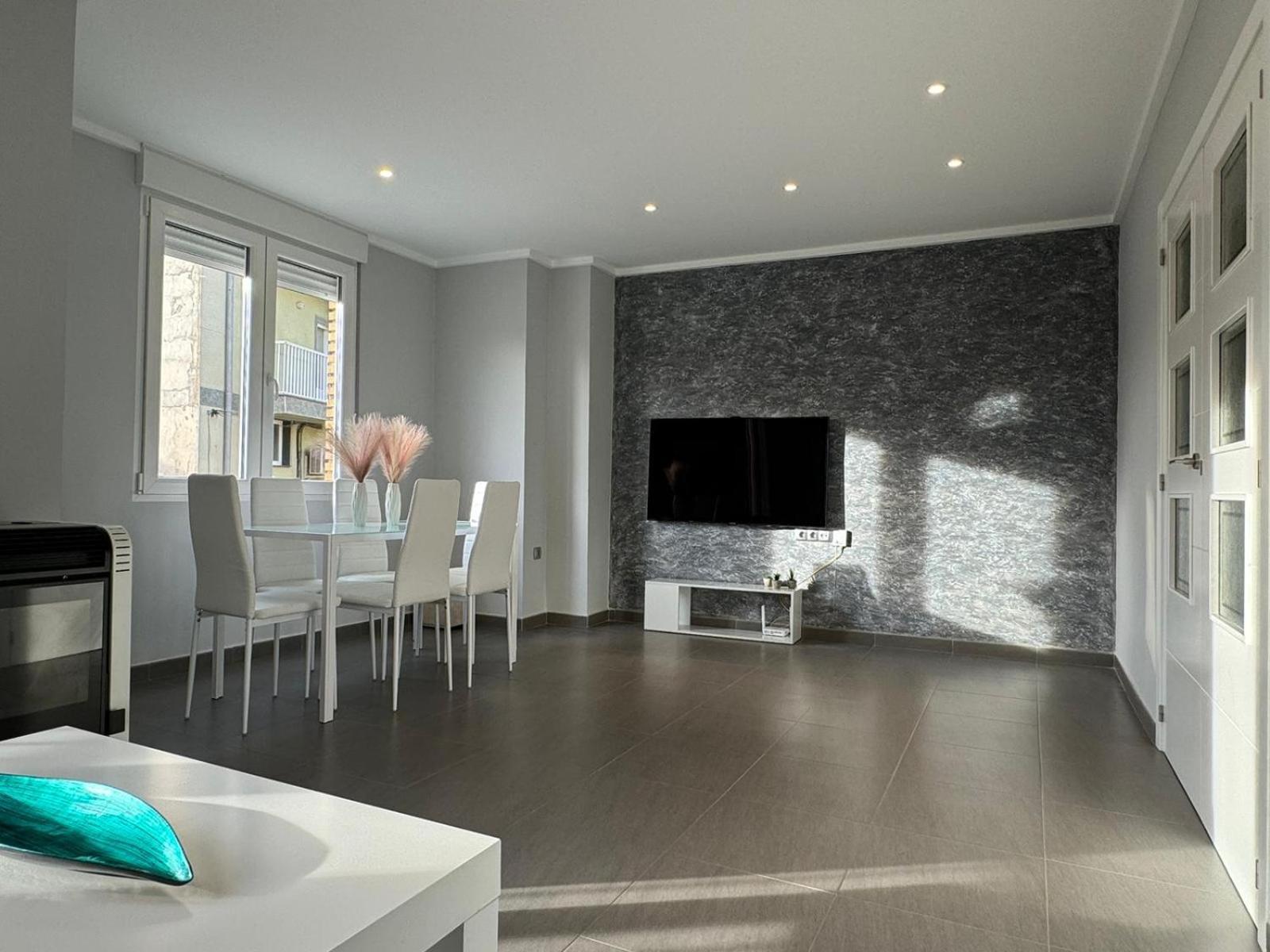 Apartamento Novo En Montealegre Amplio Y Comodo Montealegre del Castillo Buitenkant foto